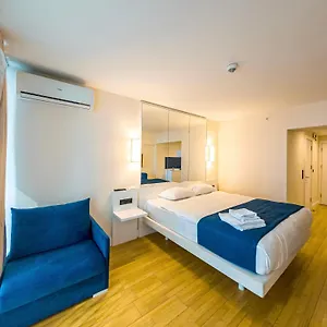 Seaside Dreams & Sunset Views, Luxury Retreat At Orbi Апартаменты