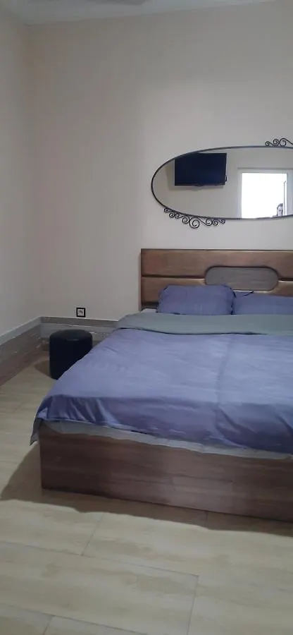 Шорена Batumi 0*,